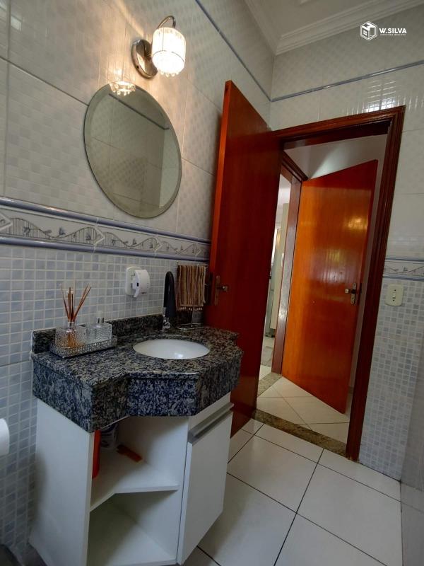 Casa em Condomínio à venda no Jardim Portal dos Ipês: 