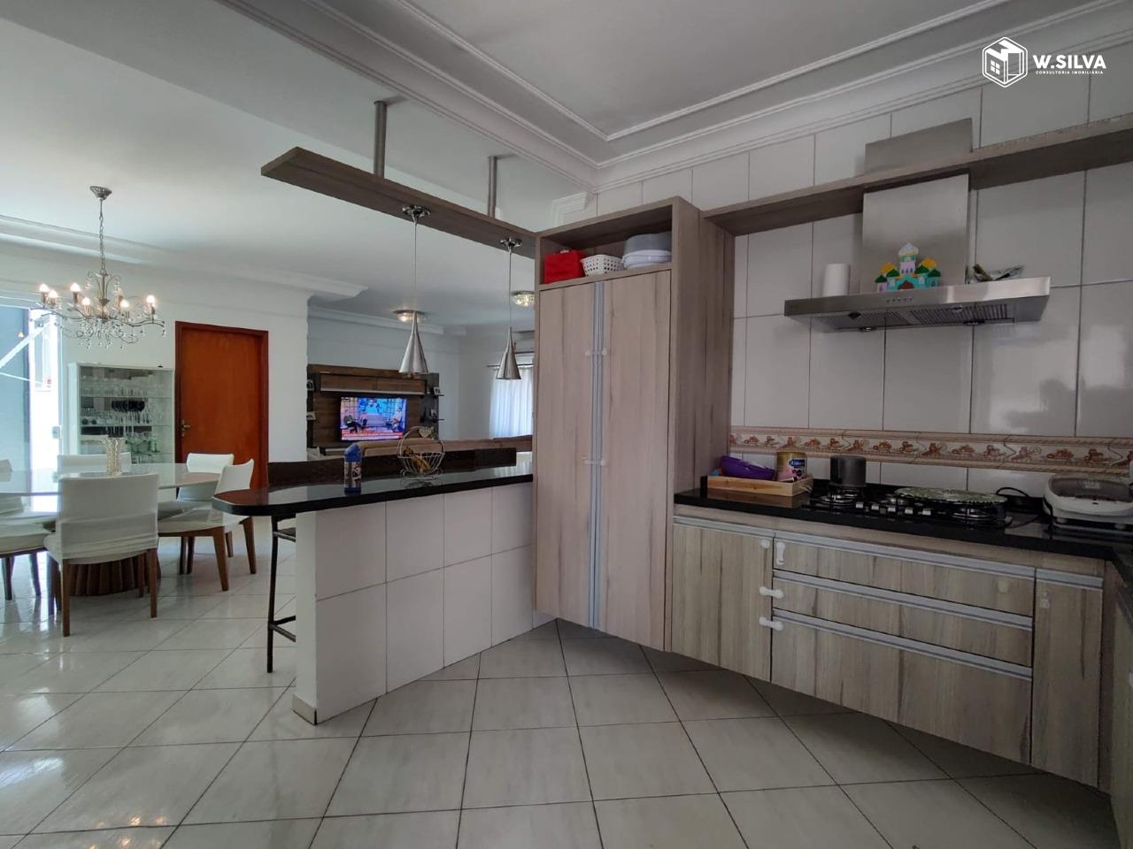 Casa em Condomínio à venda no Jardim Portal dos Ipês: 