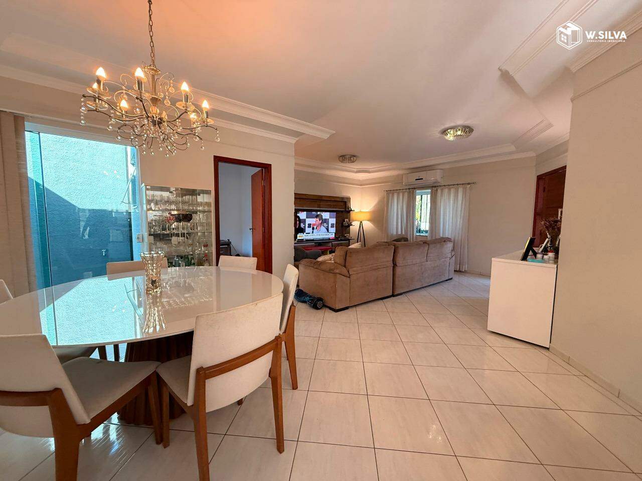 Casa em Condomínio à venda no Condomínio Jardim Portal dos Ipês: 