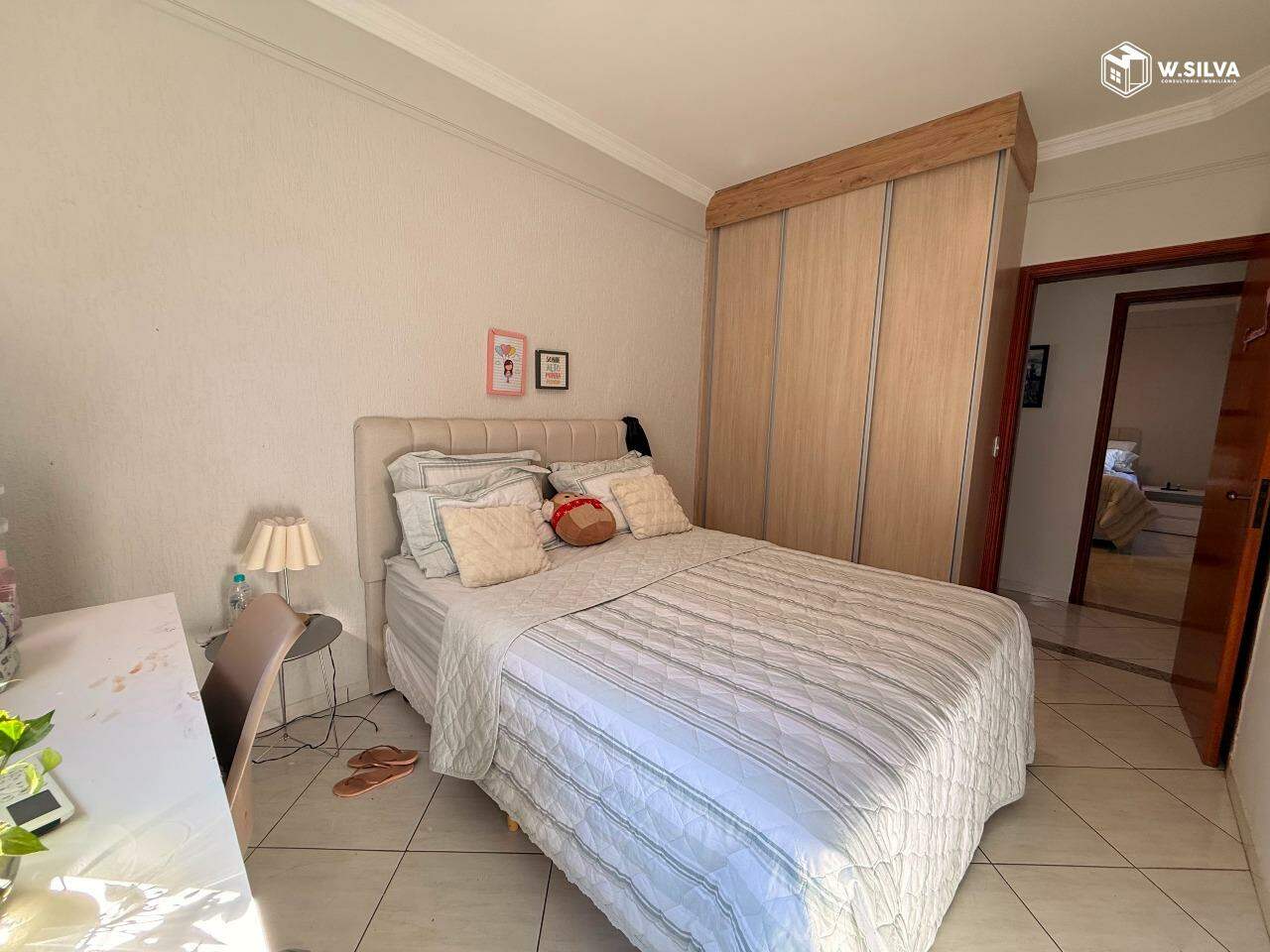 Casa em Condomínio à venda no Condomínio Jardim Portal dos Ipês: 