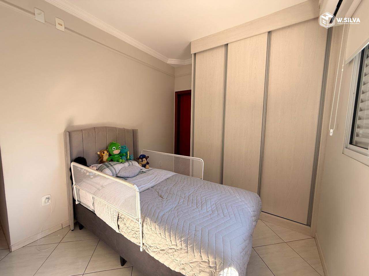 Casa em Condomínio à venda no Condomínio Jardim Portal dos Ipês: 