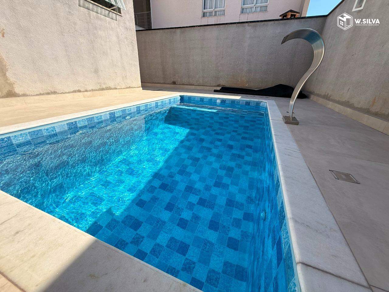 Casa em Condomínio à venda no Condomínio Jardim Portal dos Ipês: 