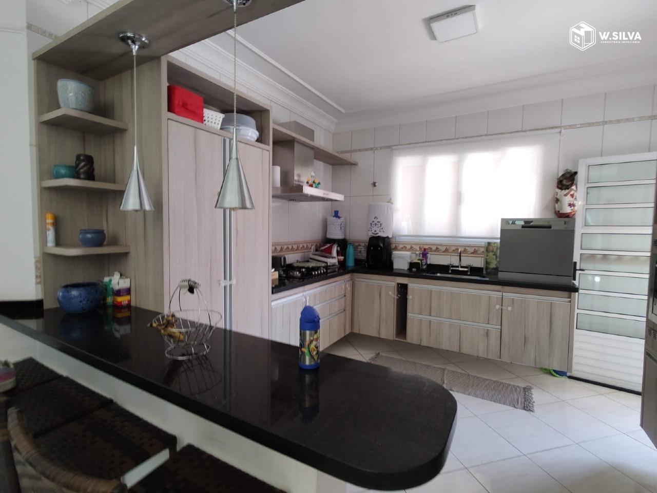 Casa em Condomínio à venda no Jardim Portal dos Ipês: 