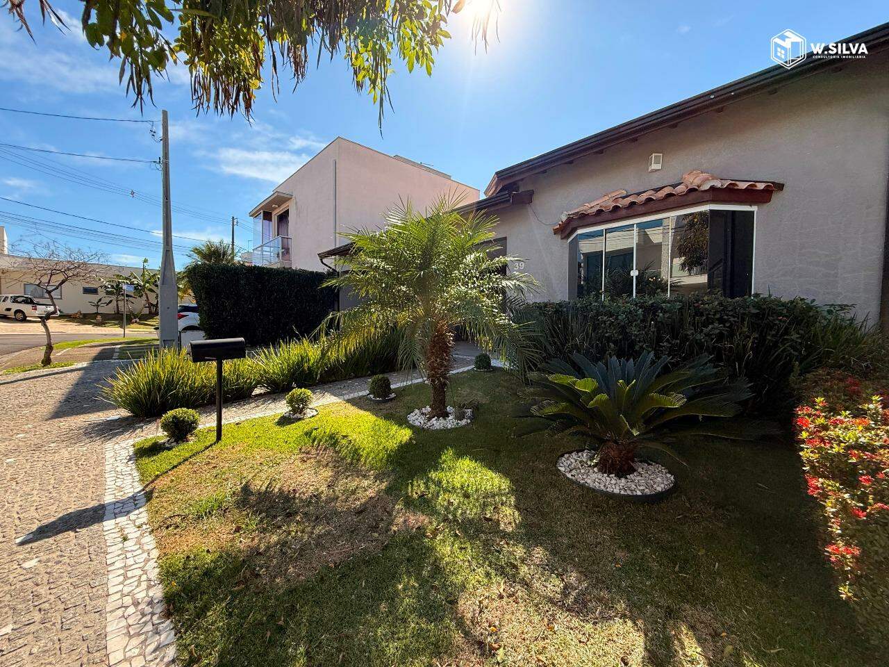 Casa em Condomínio à venda no Condomínio Jardim Portal dos Ipês: 