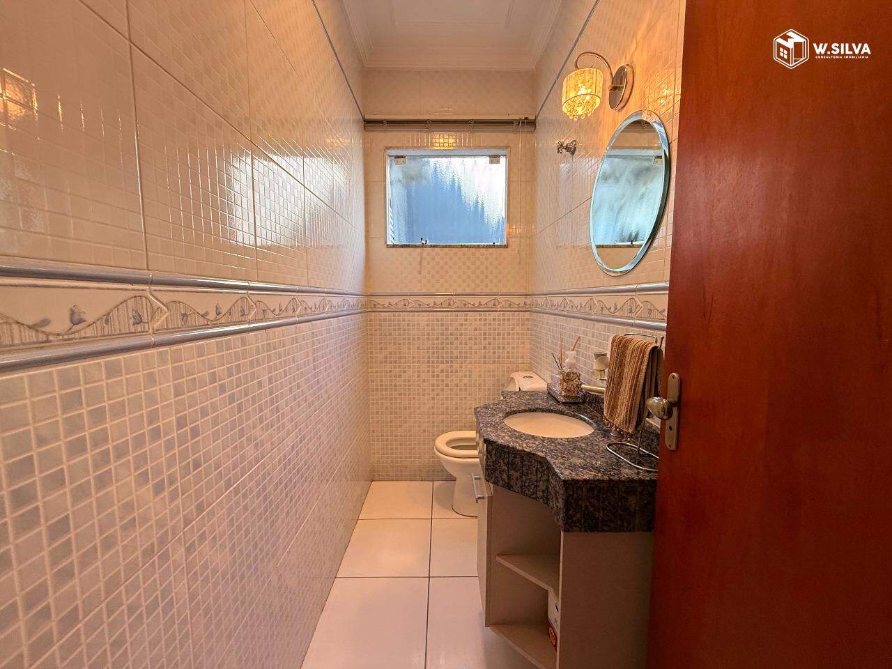 Casa em Condomínio à venda no Condomínio Jardim Portal dos Ipês: 
