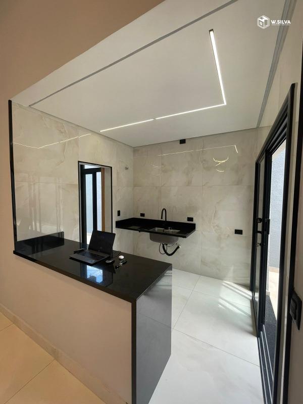 Casa em Bairro à venda no Jardim Belo Horizonte: 