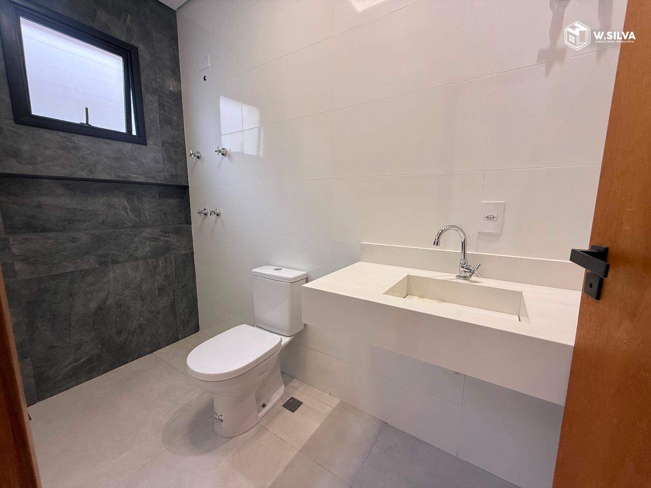 Casa em Condomínio à venda no Condomínio Residencial Alto de Itaici: 