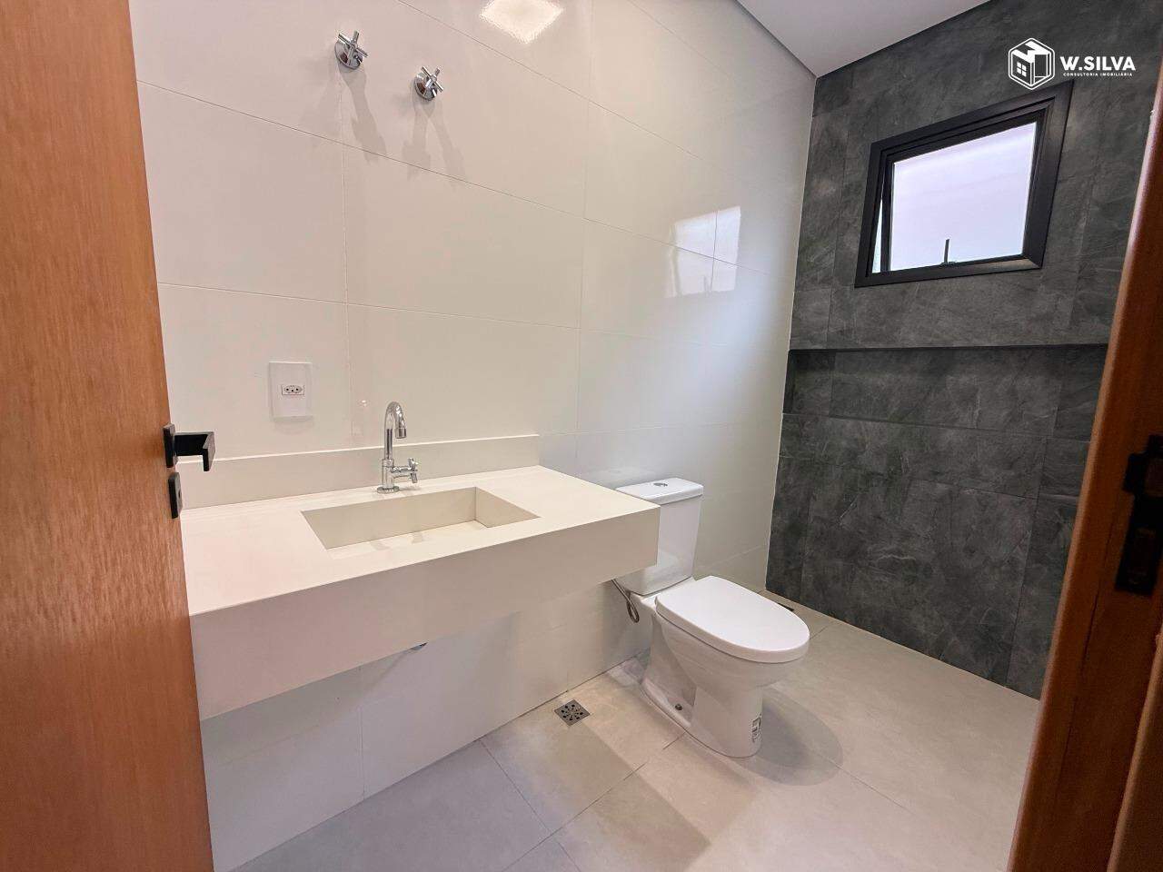 Casa em Condomínio à venda no Condomínio Residencial Alto de Itaici: 