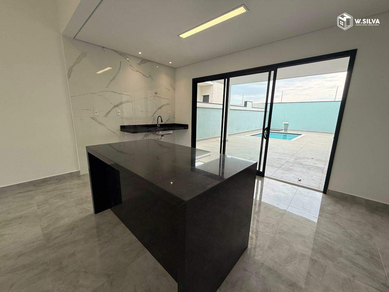 Casa em Condomínio à venda no Condomínio Residencial Alto de Itaici: 