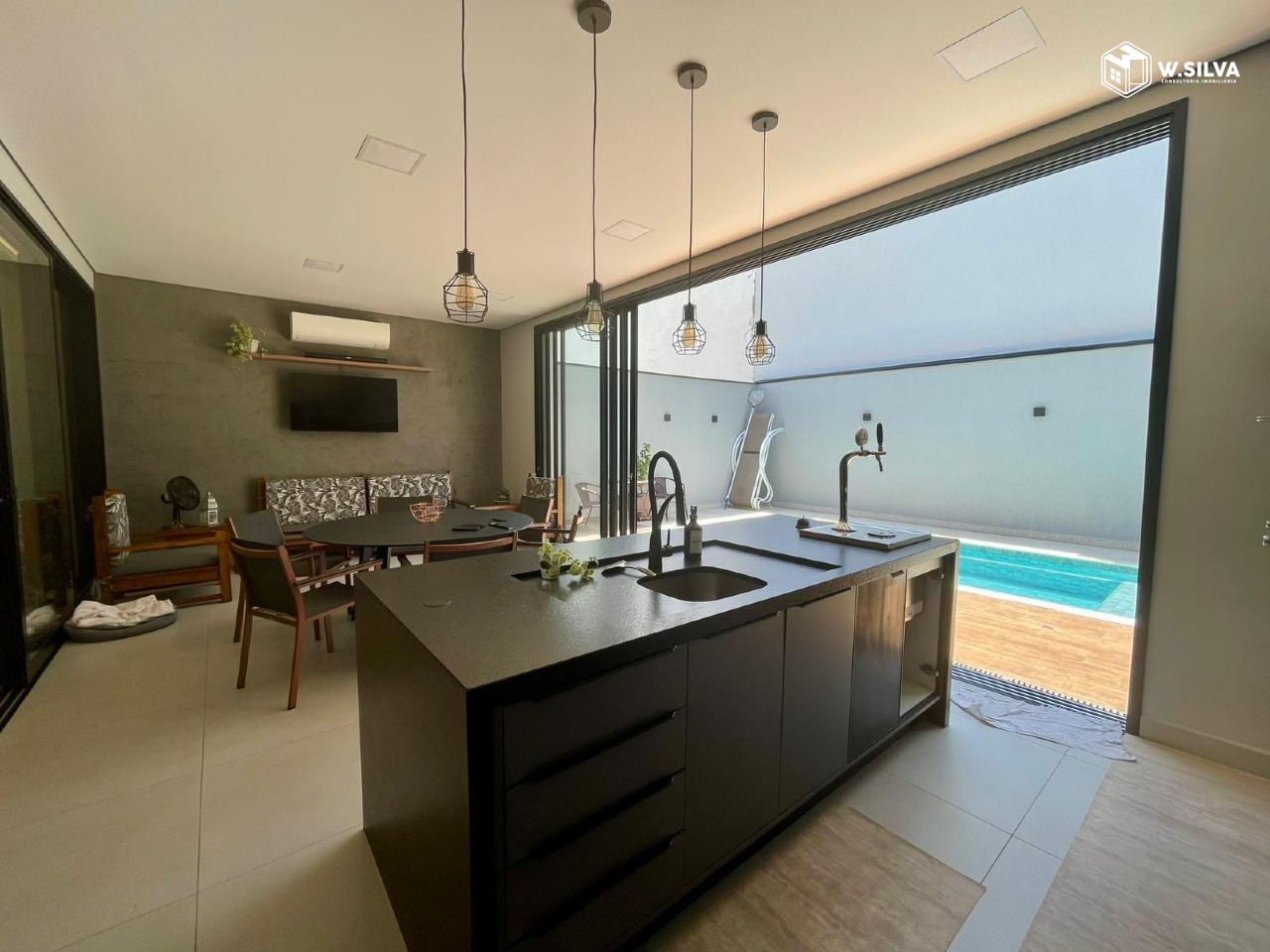 Casa em Condomínio à venda no Condomínio Park Gran Reserve: 