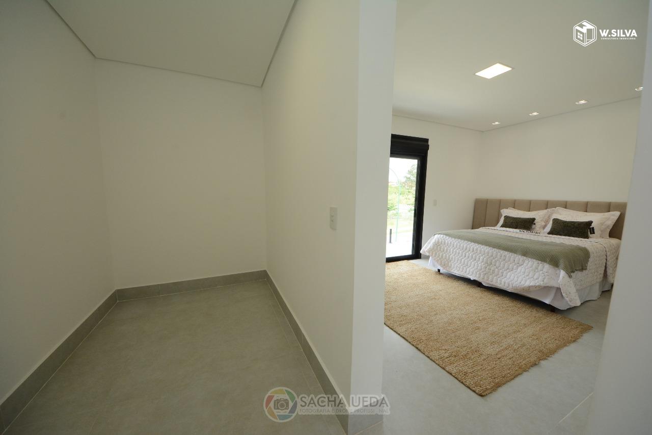 Casa em Condomínio à venda no Residencial London Park: 