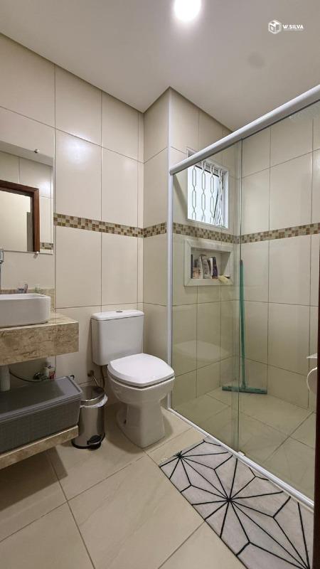 Casa em Bairro à venda no Jardim Residencial Veneza: 