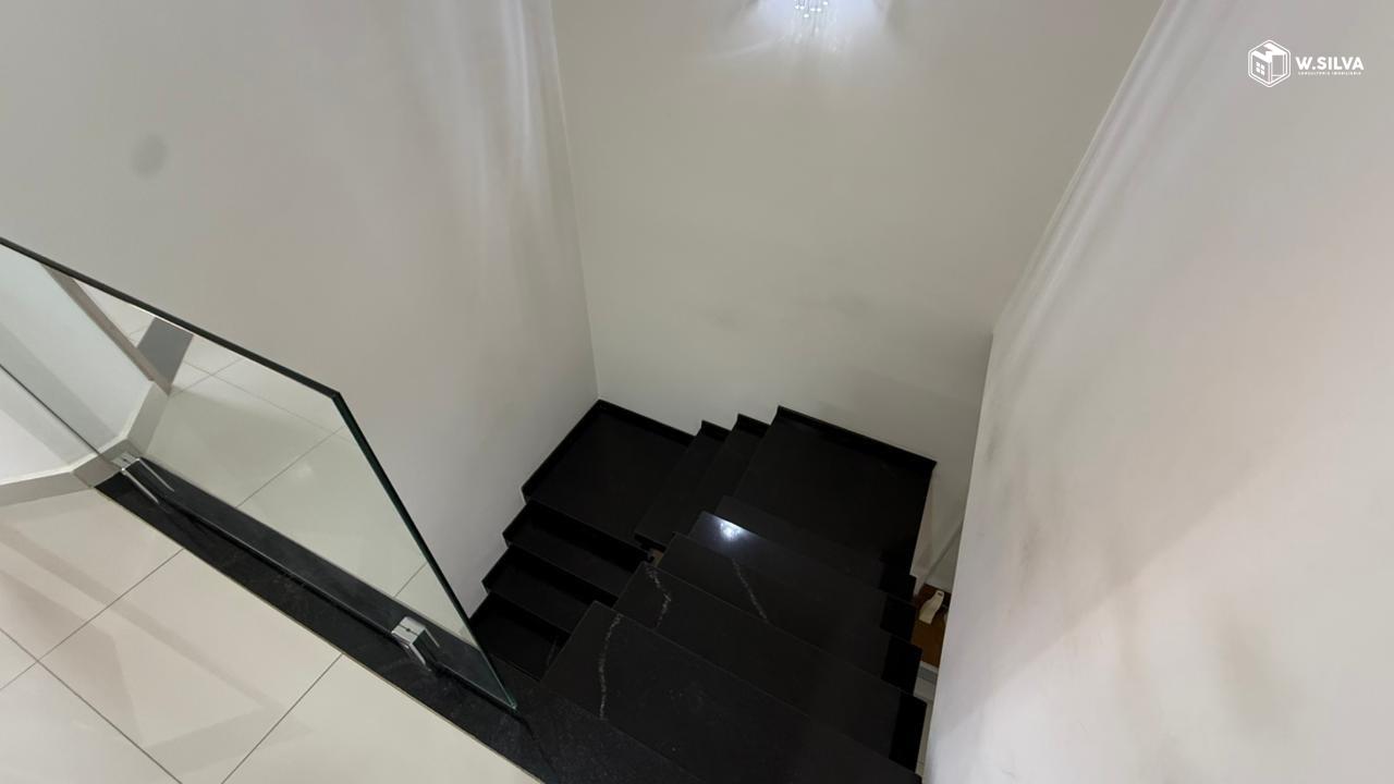 Casa em Bairro à venda no Jardim Residencial Veneza: 