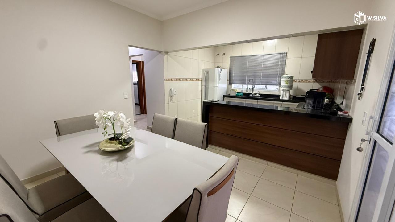 Casa em Bairro à venda no Jardim Residencial Veneza: 