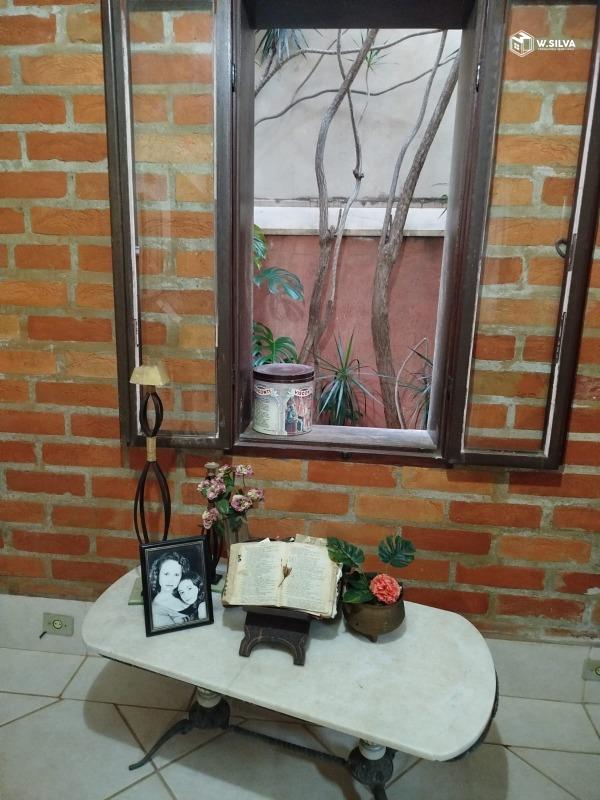 Casa em Bairro à venda no Jardim Esplanada II: 