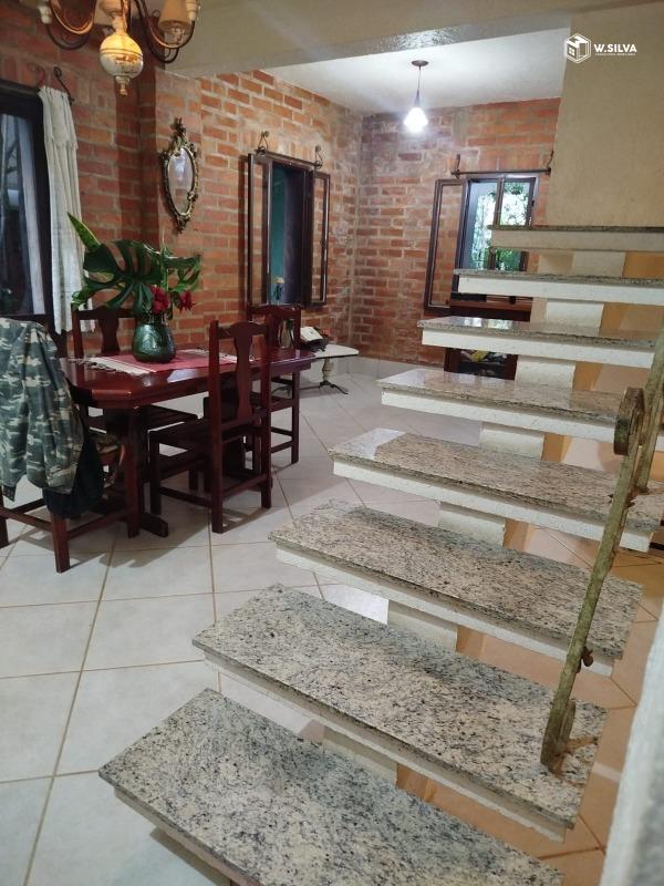 Casa em Bairro à venda no Jardim Esplanada II: 