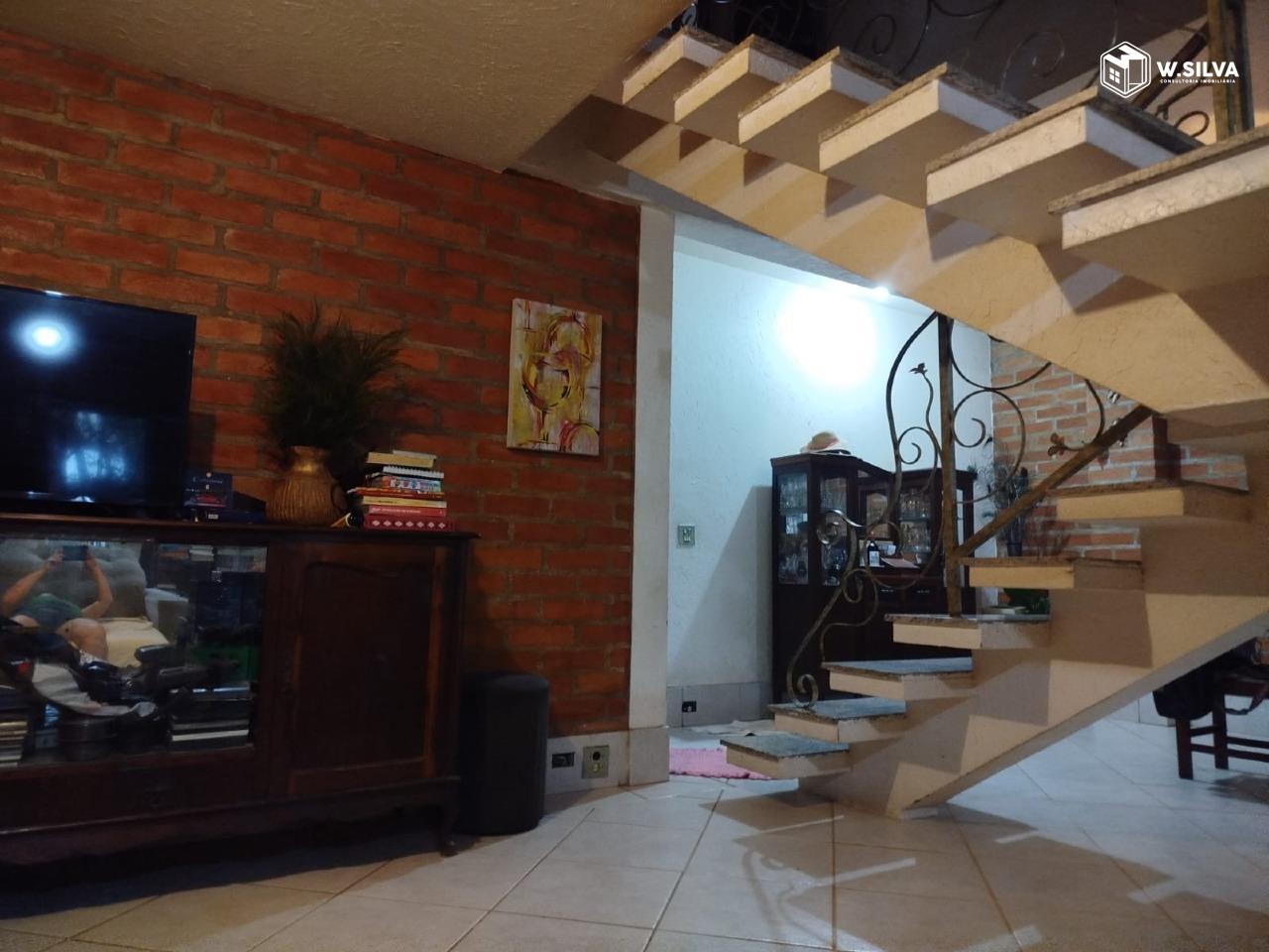 Casa em Bairro à venda no Jardim Esplanada II: 