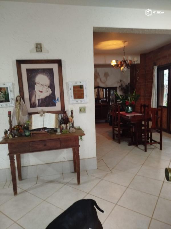 Casa em Bairro à venda no Jardim Esplanada II: 