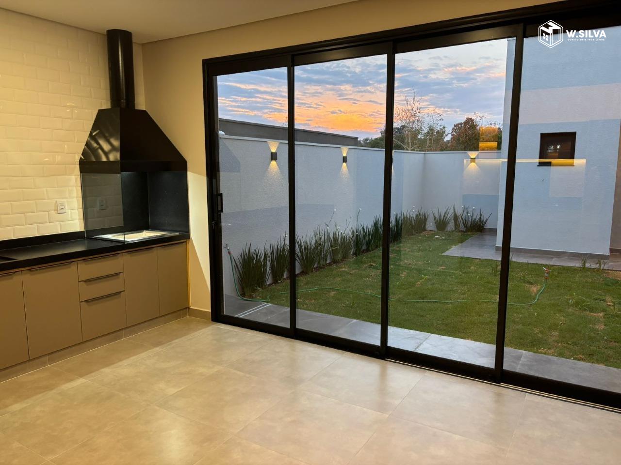 Casa em Condomínio à venda no Jardim Laguna: 