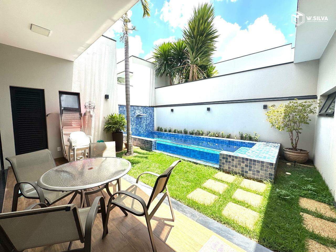 Casa em Condomínio à venda no Condominio Dona Maria Jose: 