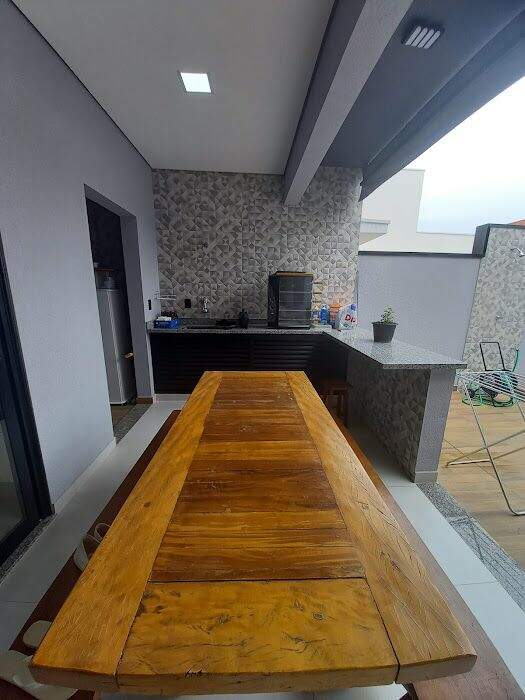 Casa em Condomínio para aluguel no Jardim Piemonte: