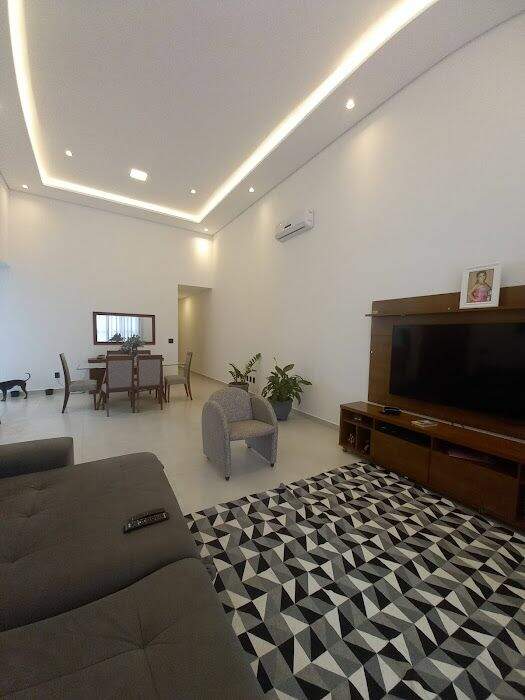 Casa em Condomínio para aluguel no Jardim Piemonte: