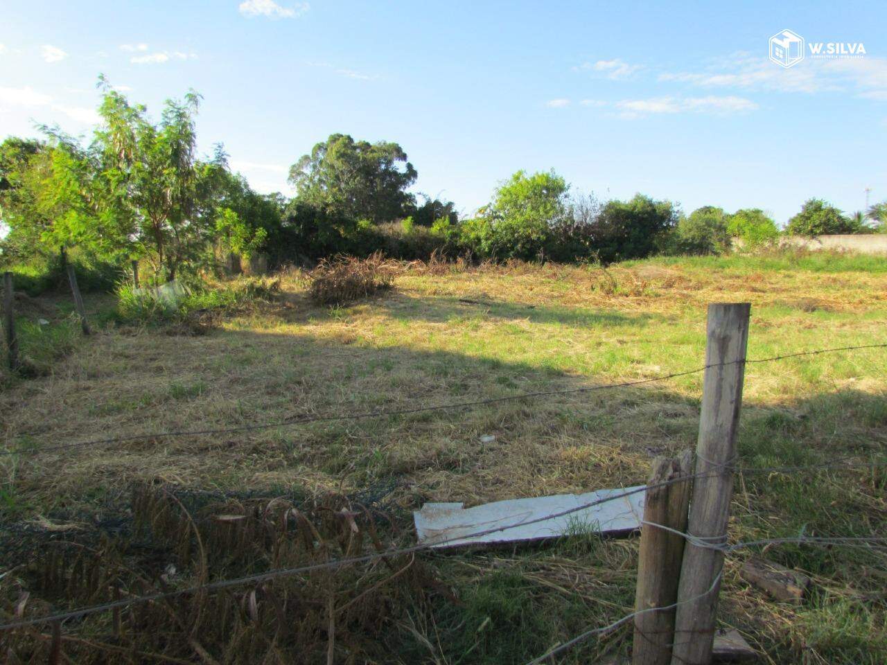 Terreno em Bairro à venda no Vale do Sol: 