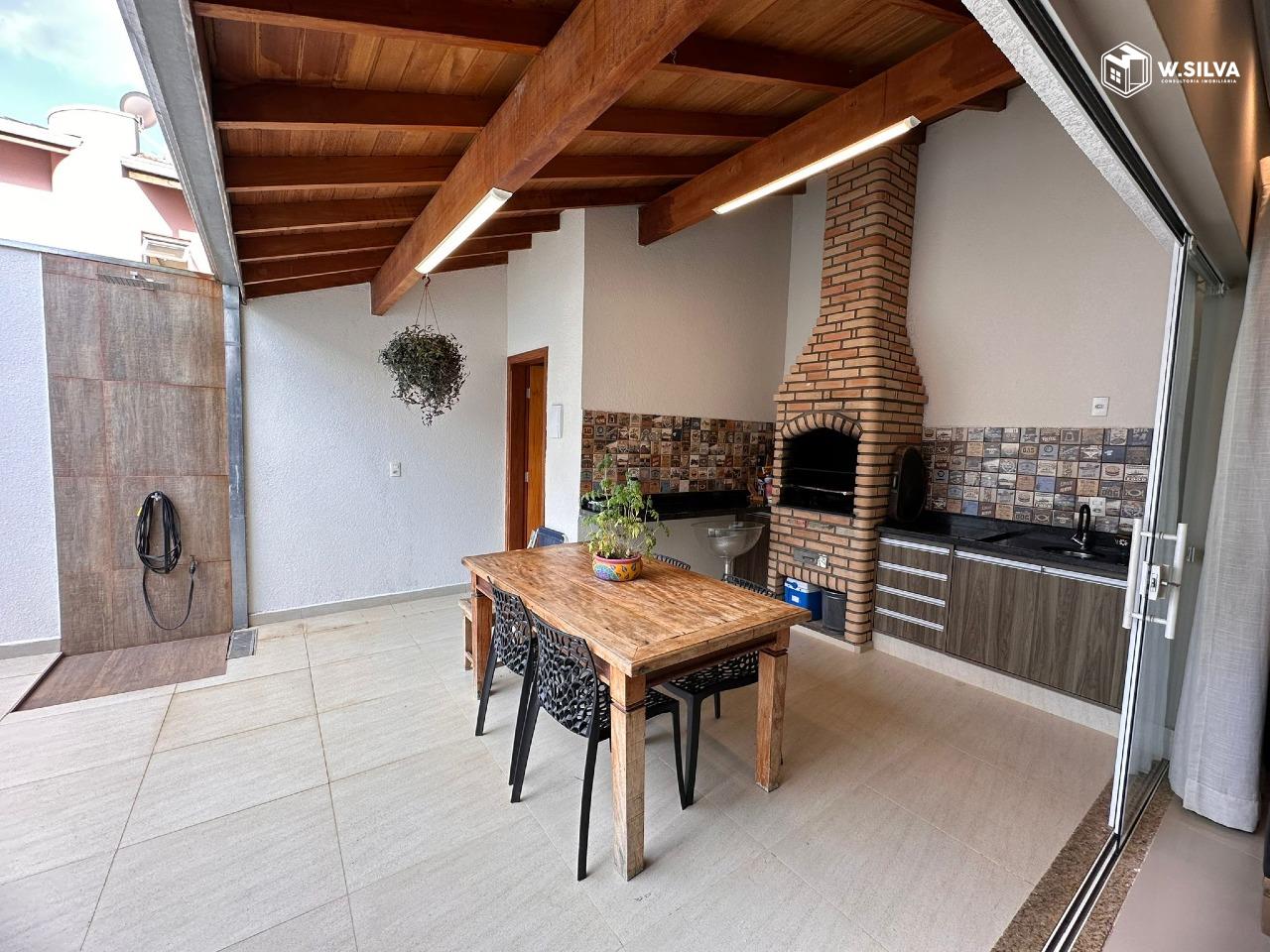 Casa em Condomínio à venda no Jardim Portal dos Ipês: 