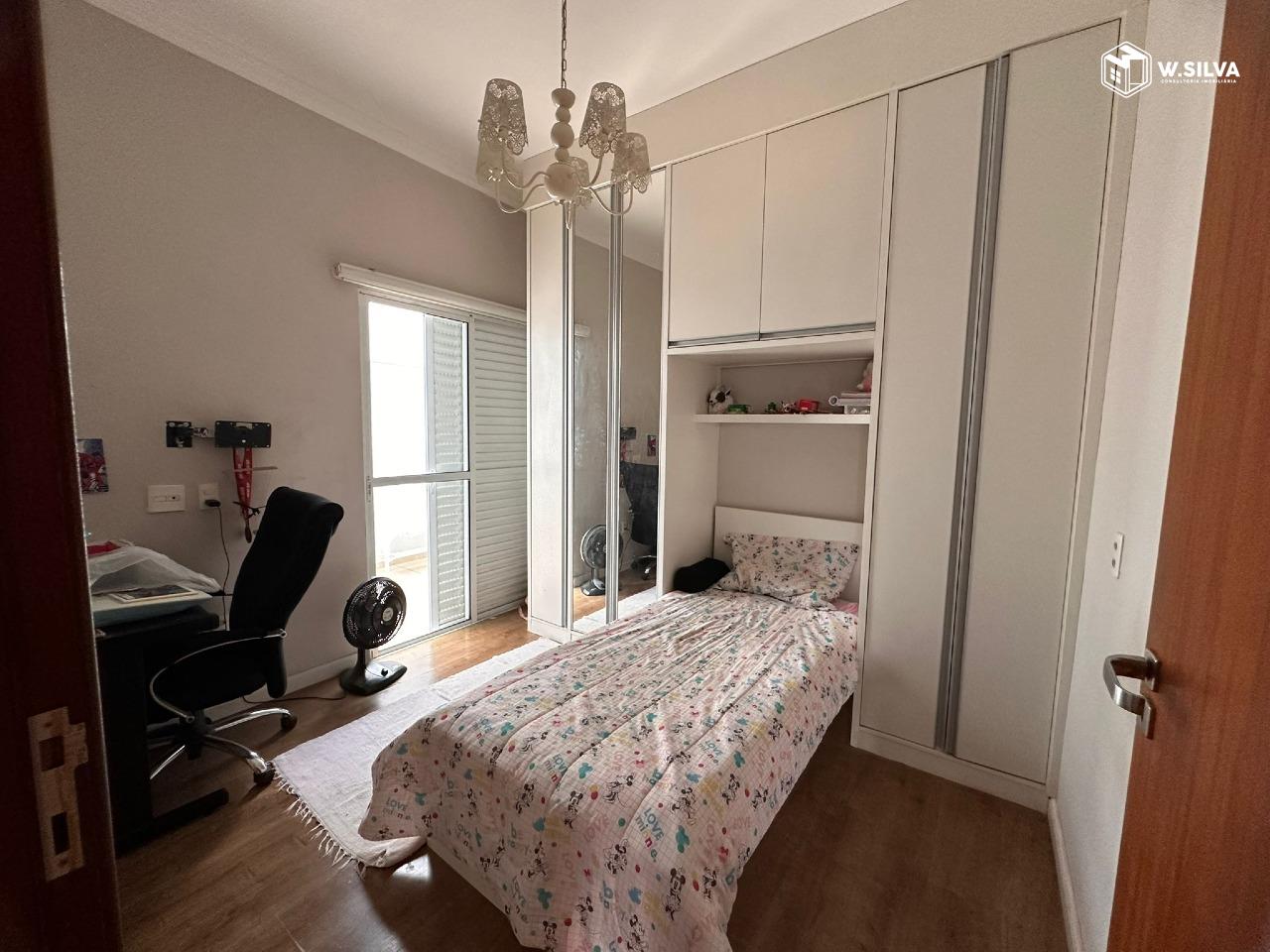 Casa em Condomínio à venda no Jardim Portal dos Ipês: 