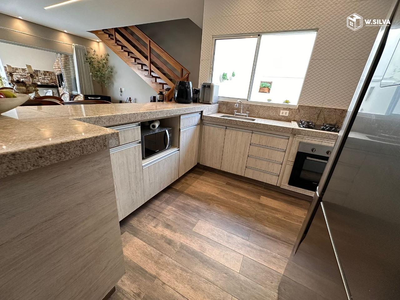 Casa em Condomínio à venda no Jardim Portal dos Ipês: 