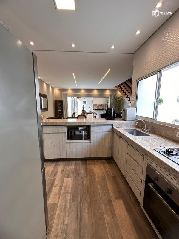 Casa em Condomínio à venda no Jardim Portal dos Ipês: 