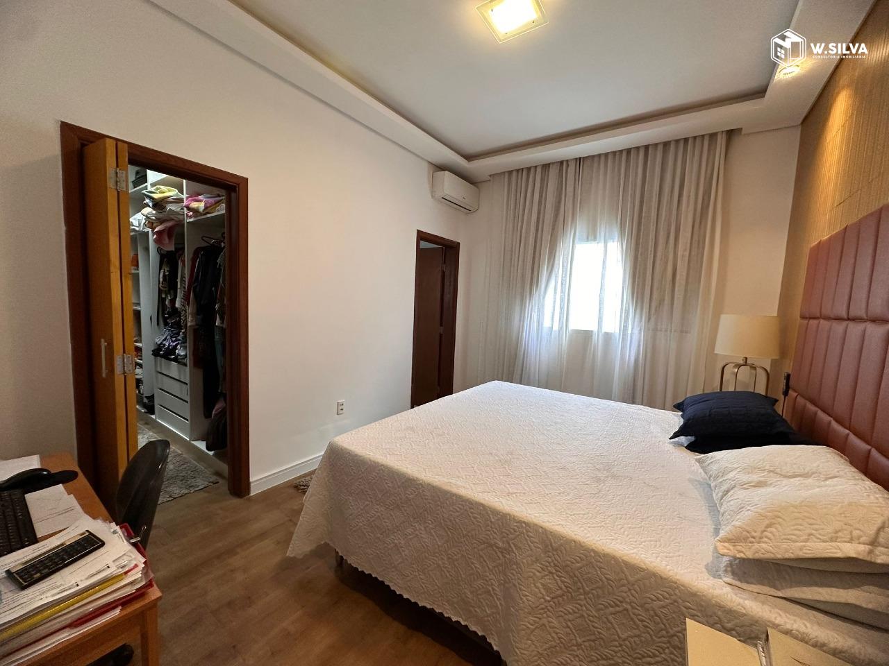 Casa em Condomínio à venda no Jardim Portal dos Ipês: 