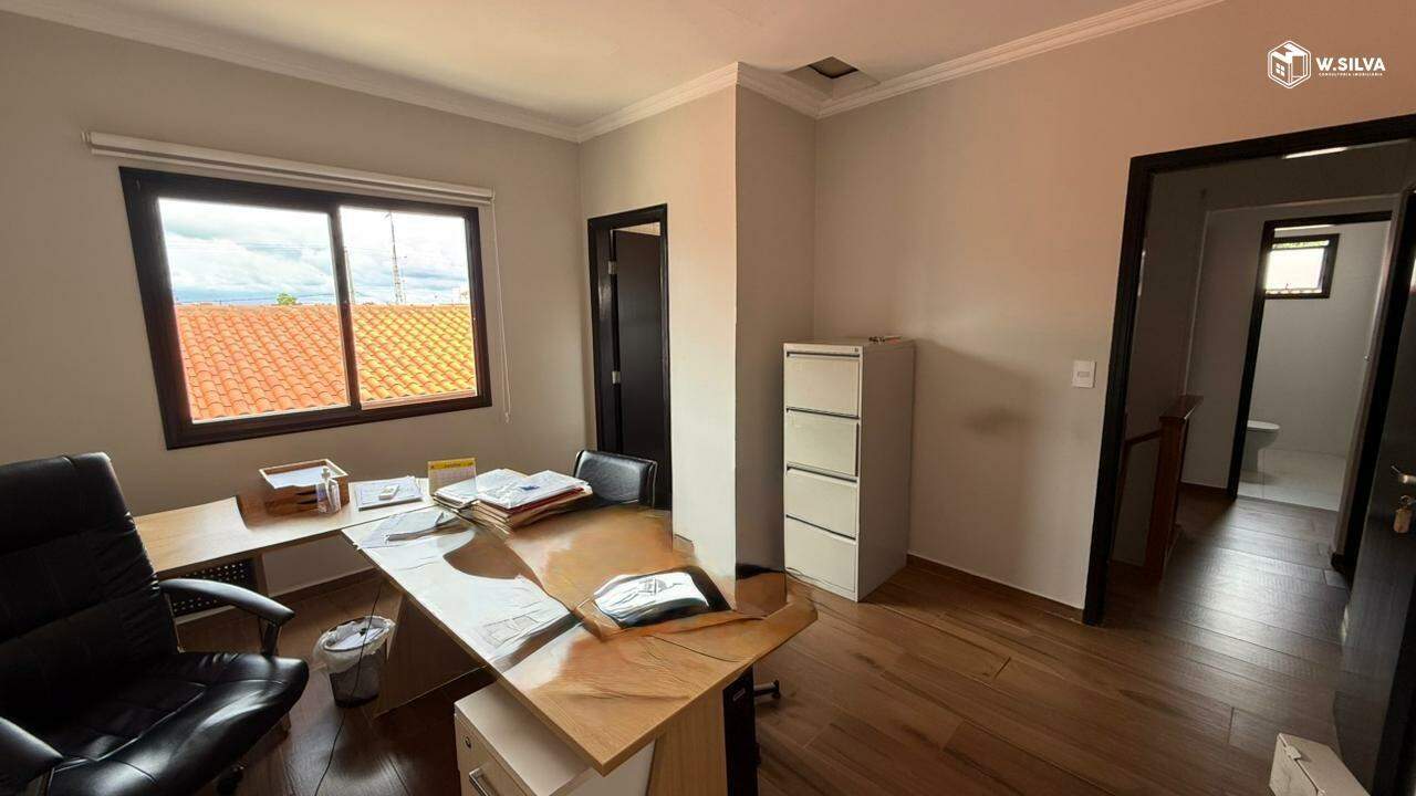 Casa Comercial para aluguel no Jardim América: 