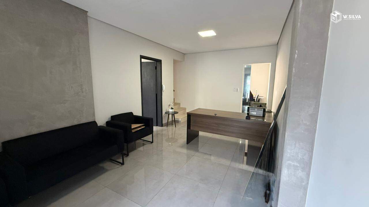 Casa Comercial para aluguel no Jardim América: 