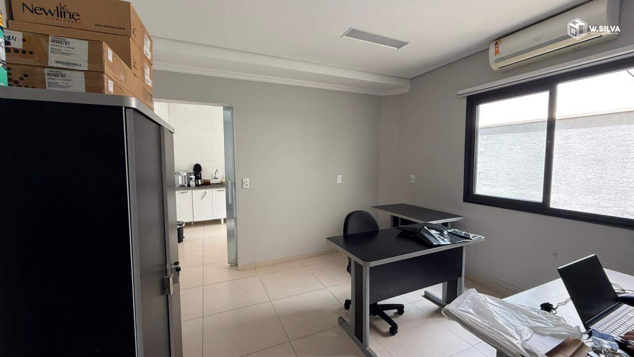 Casa Comercial para aluguel no Jardim América: 