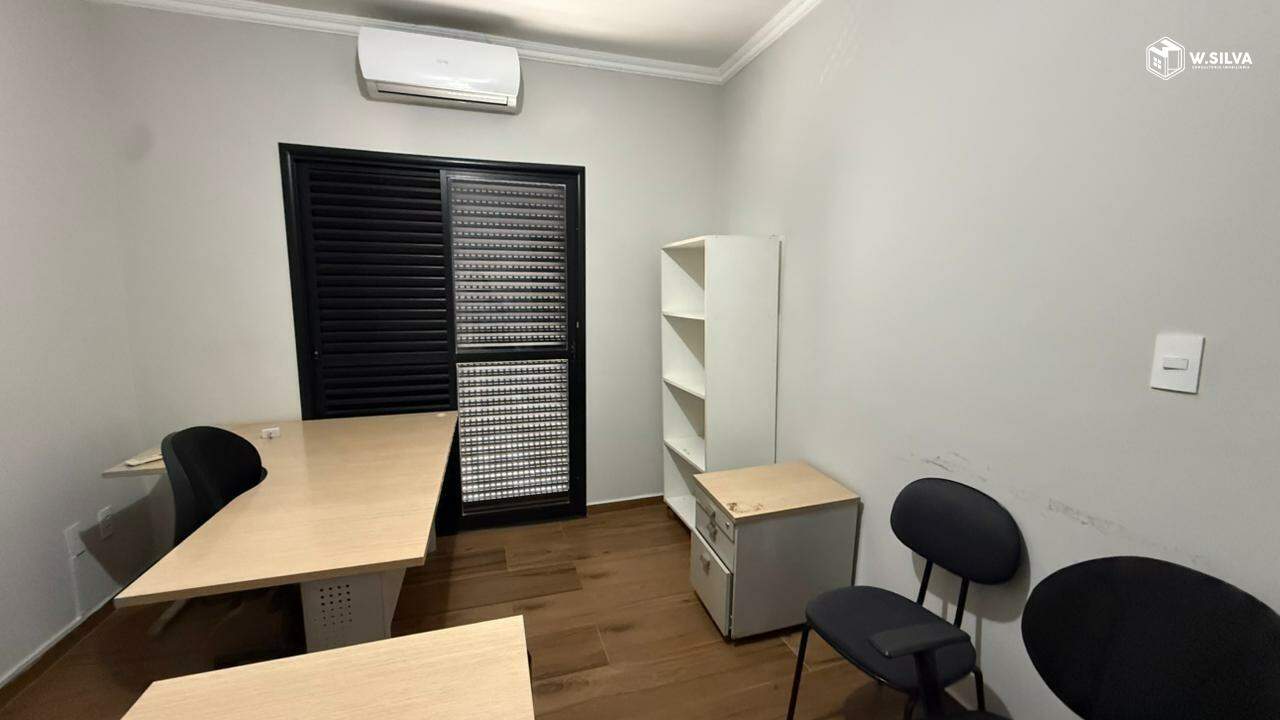 Casa Comercial para aluguel no Jardim América: 