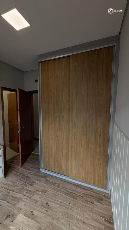 Casa em Condomínio à venda no Condomínio Park Gran Reserve: 