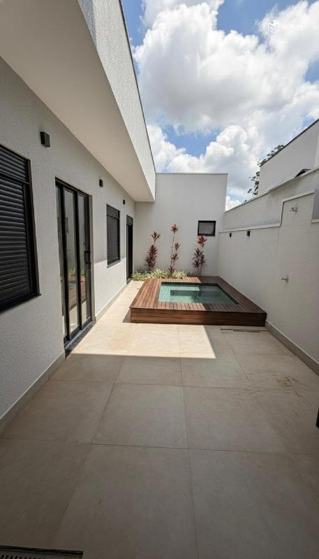 Casa em Condomínio à venda no Condomínio Park Gran Reserve: 