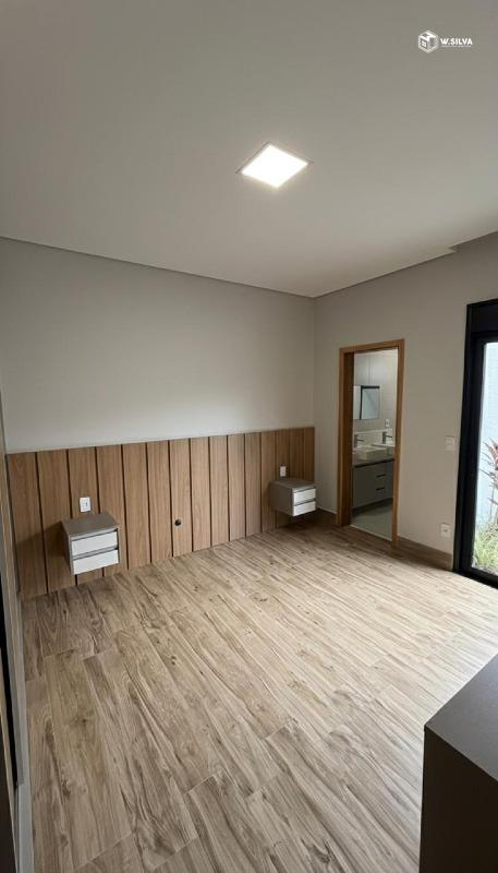 Casa em Condomínio à venda no Condomínio Park Gran Reserve: 