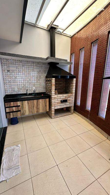 Apartamento Duplex para aluguel no Torres da Liberdade : 