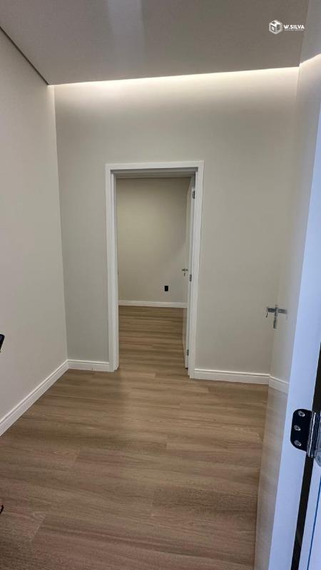 Casa em Condomínio à venda no Condomínio Park Gran Reserve: 