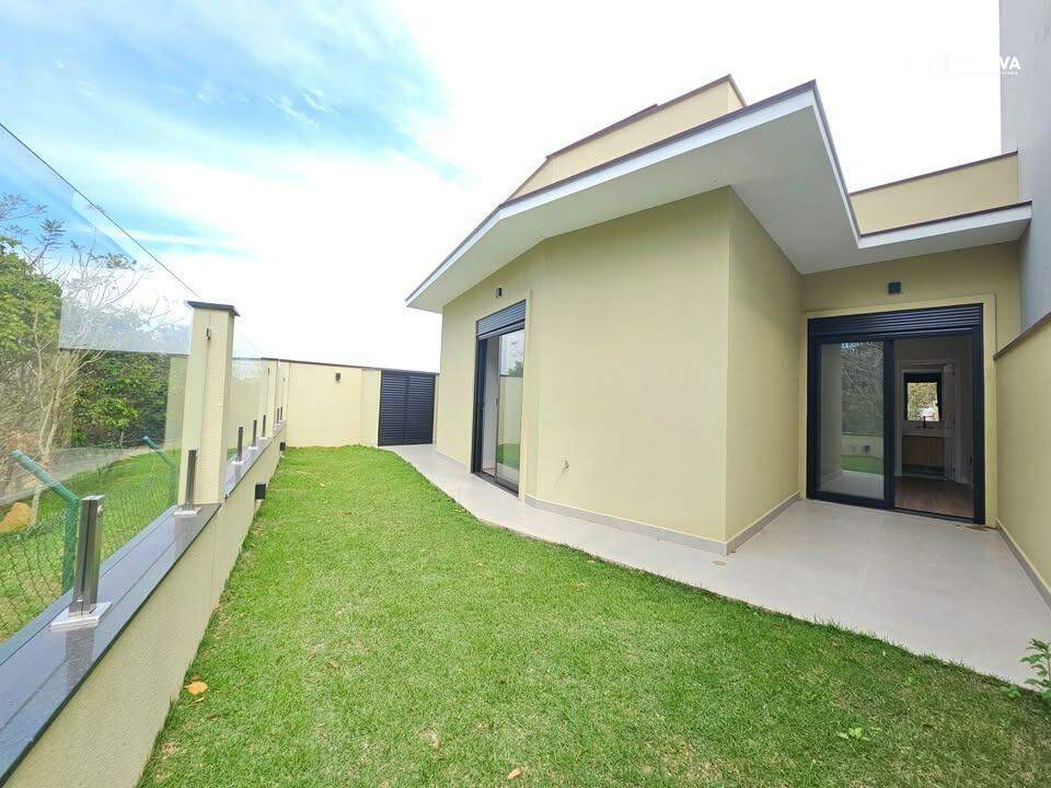 Casa em Condomínio à venda no Condomínio Park Gran Reserve: