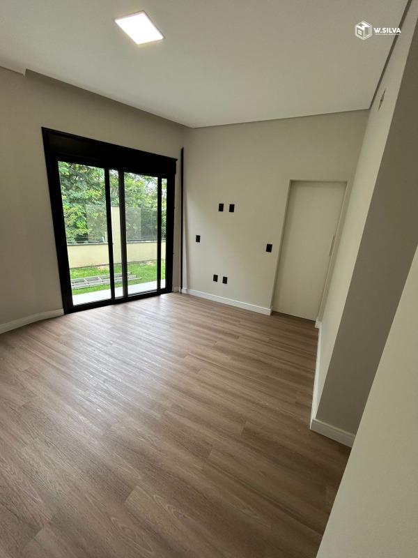 Casa em Condomínio à venda no Condomínio Park Gran Reserve: 