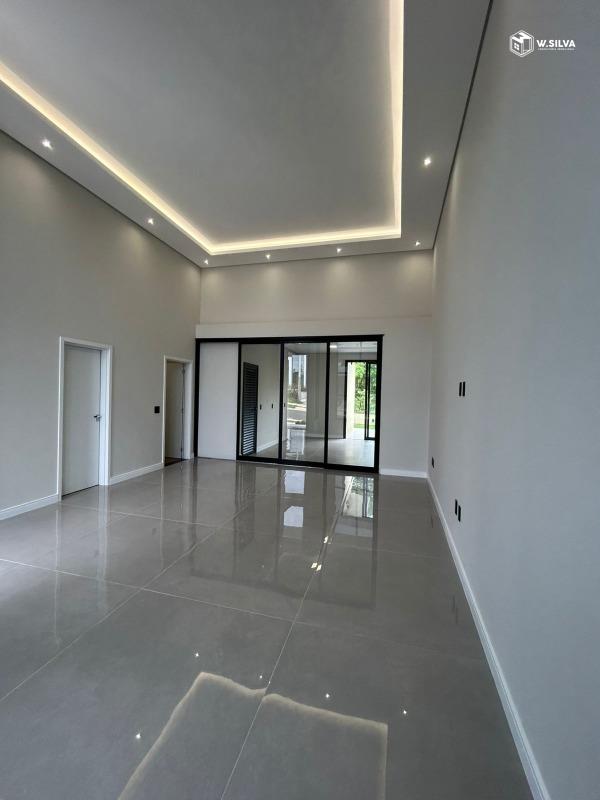 Casa em Condomínio à venda no Condomínio Park Gran Reserve: 