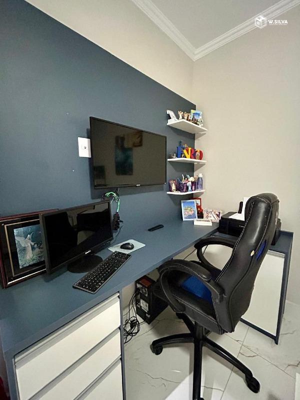 Casa em Bairro à venda no Jardim Santa Rita: 