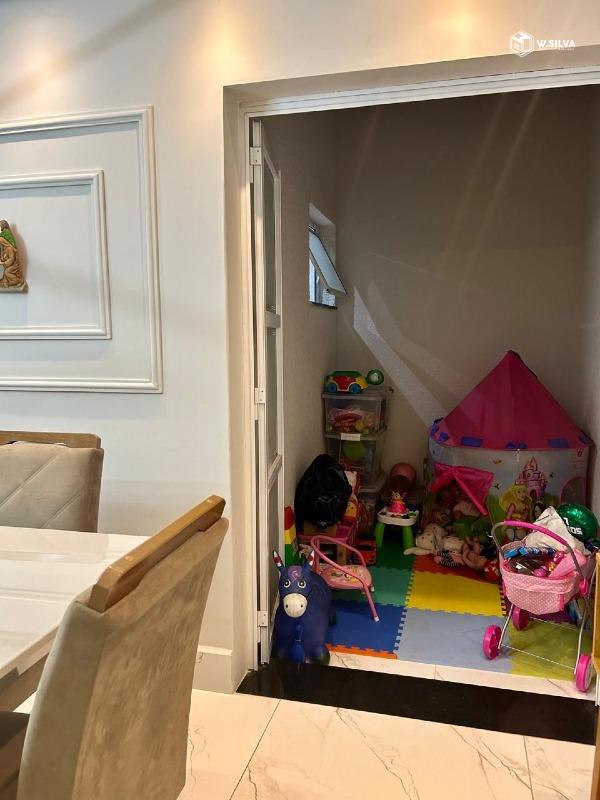 Casa em Bairro à venda no Jardim Santa Rita: 