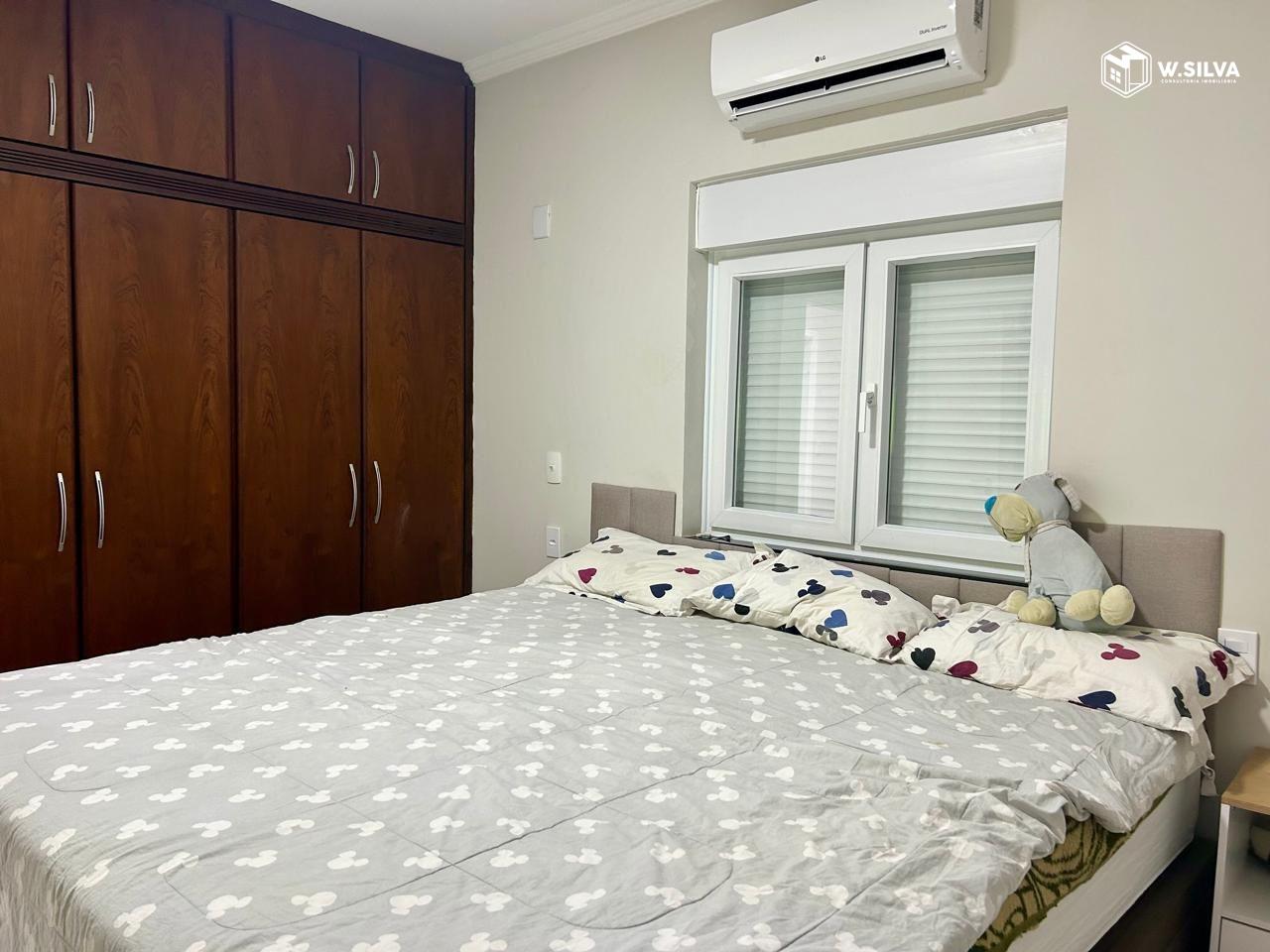 Casa em Bairro à venda no Jardim Santa Rita: 