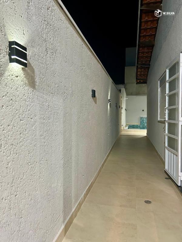 Casa em Bairro à venda no Jardim Santa Rita: 