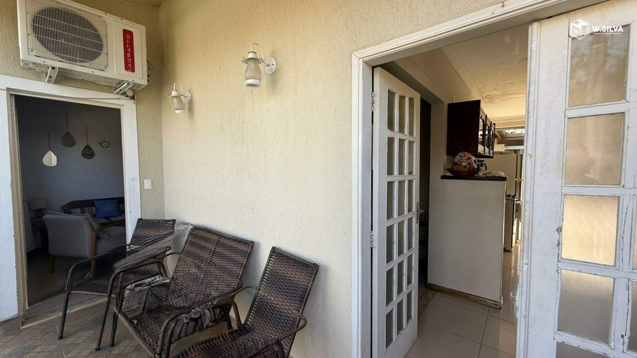 Casa em Condomínio à venda no Condomínio Moradas de Itaici: 
