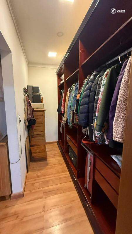 Casa em Condomínio à venda no Condomínio Moradas de Itaici: 